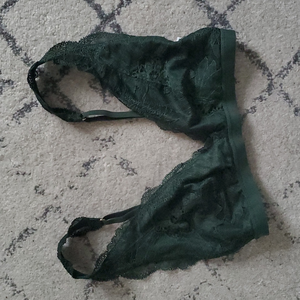 Aerie Plunge Bralette XS